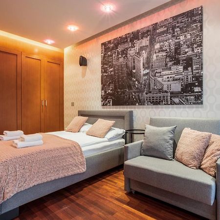 Broadway - Neptun Park By Oneapartments Gdansk Exterior foto